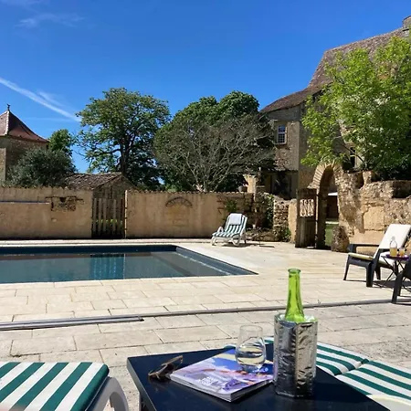 Chateau De Bed & Breakfast