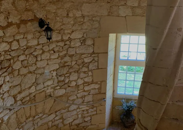 Chateau De Bed & Breakfast