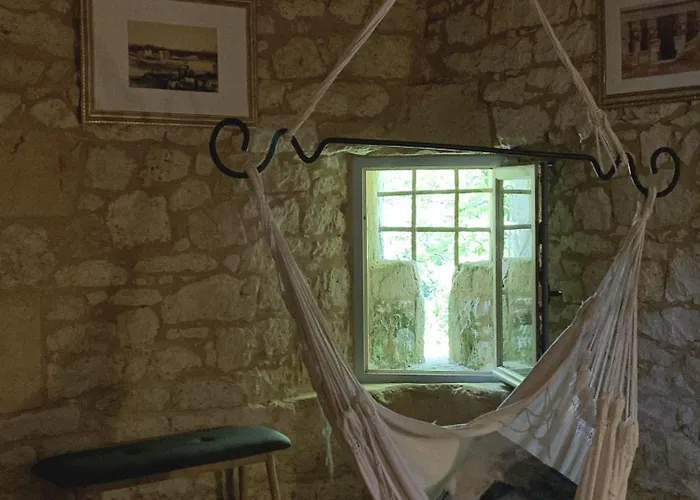 Bed & Breakfast Chateau De Monsac